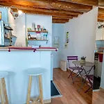 Bright Apartment Near Grands Boulevards